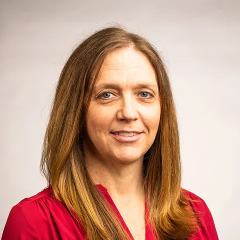 Headshot of Becky Hulett, Elmhurst University 