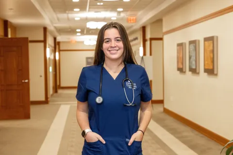 Partial-body shot of Elysa Katz, Elmhurt University